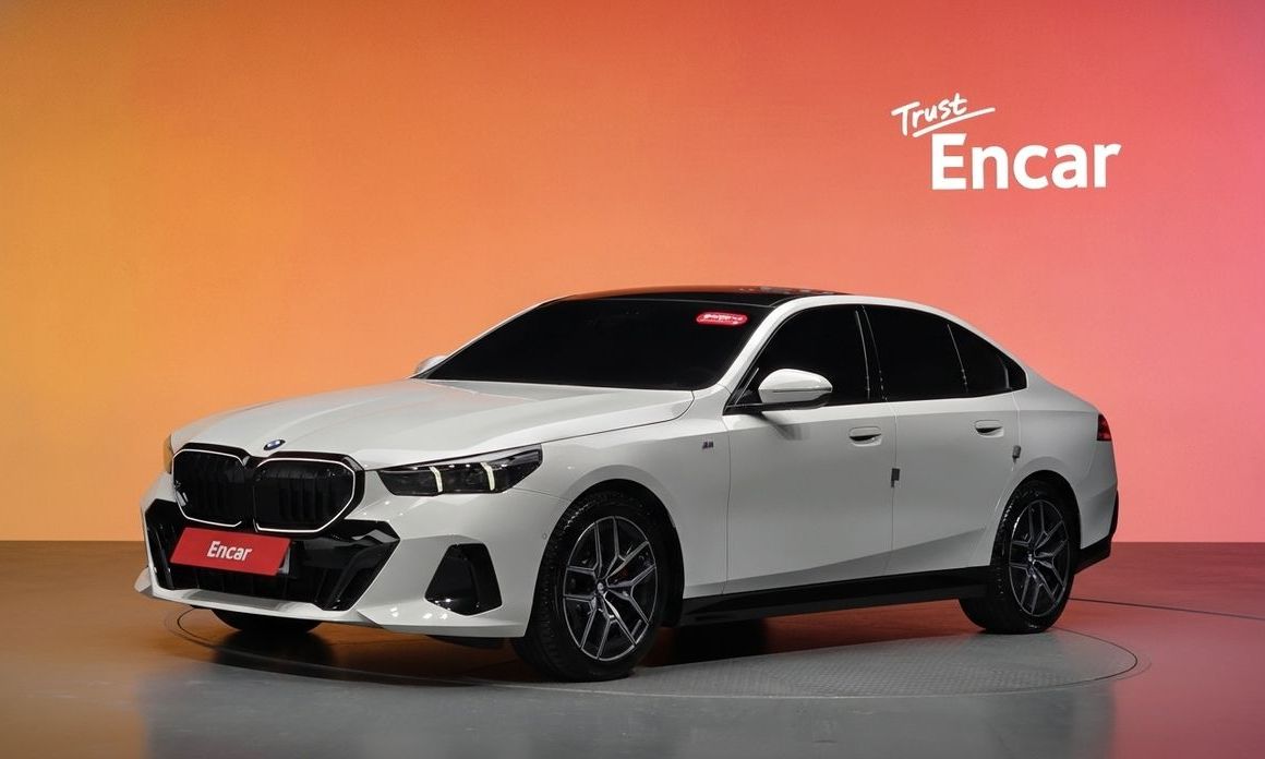 BMW 5-Series 2025