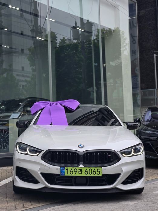 BMW 8-Series 2025