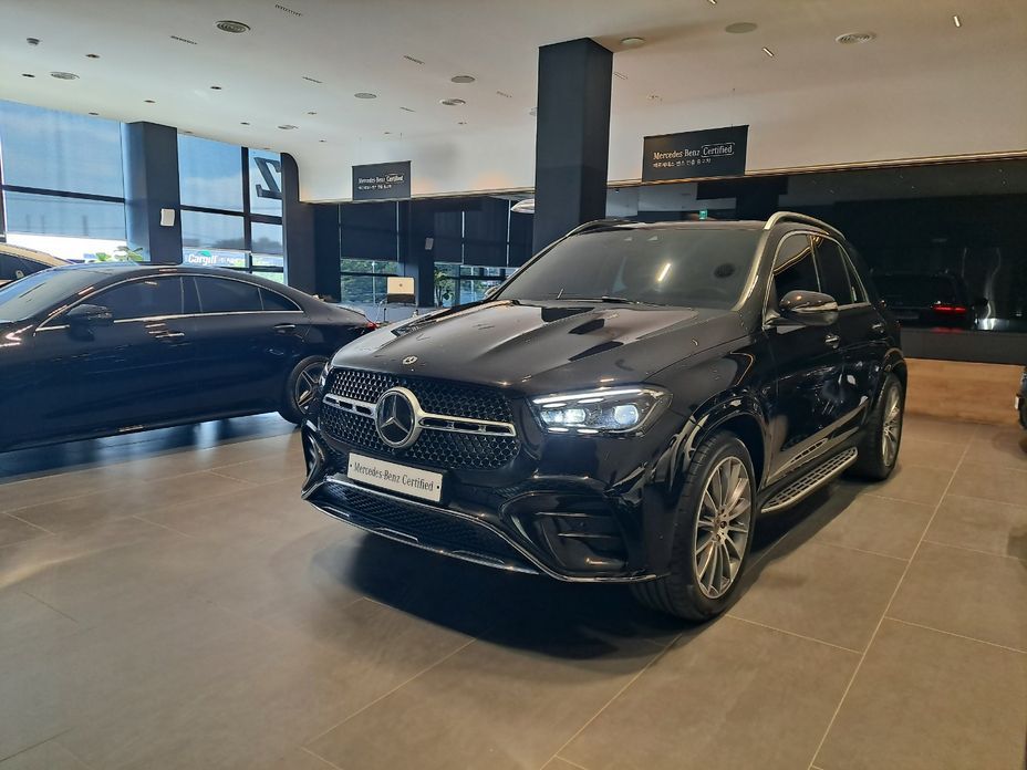 Mercedes-Benz GLE-Class 2025