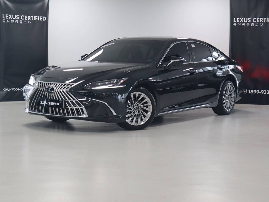 Lexus ES 2026