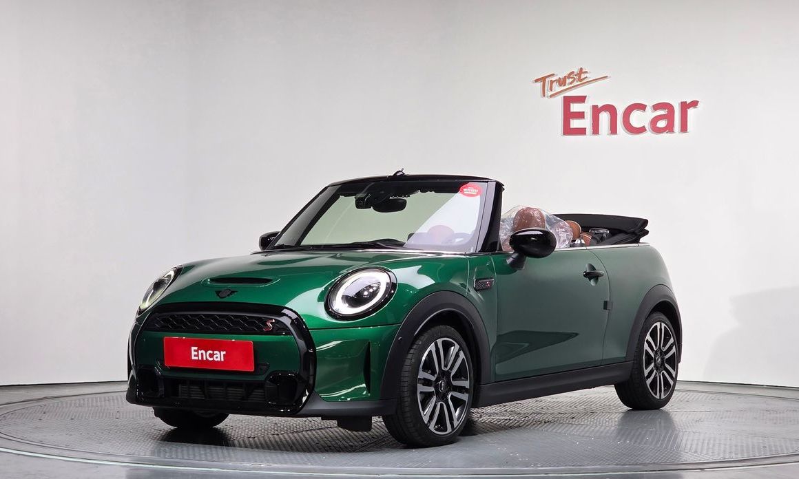 Mini Cooper Convertible 2024