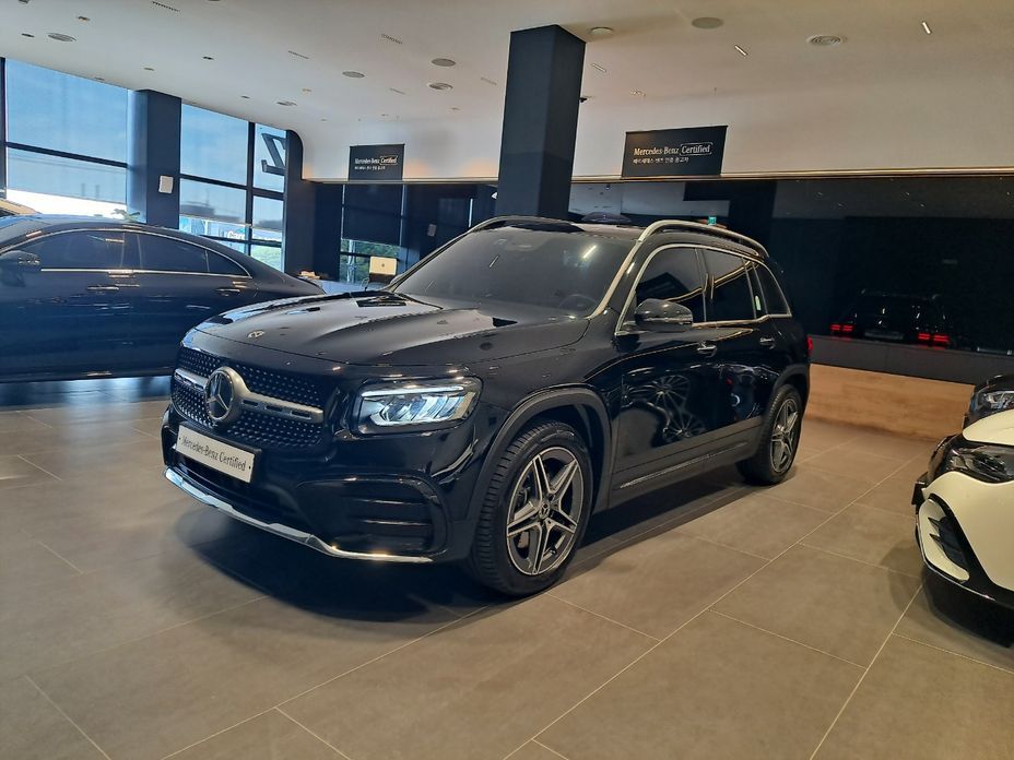 Mercedes-Benz GLB-Class 2025