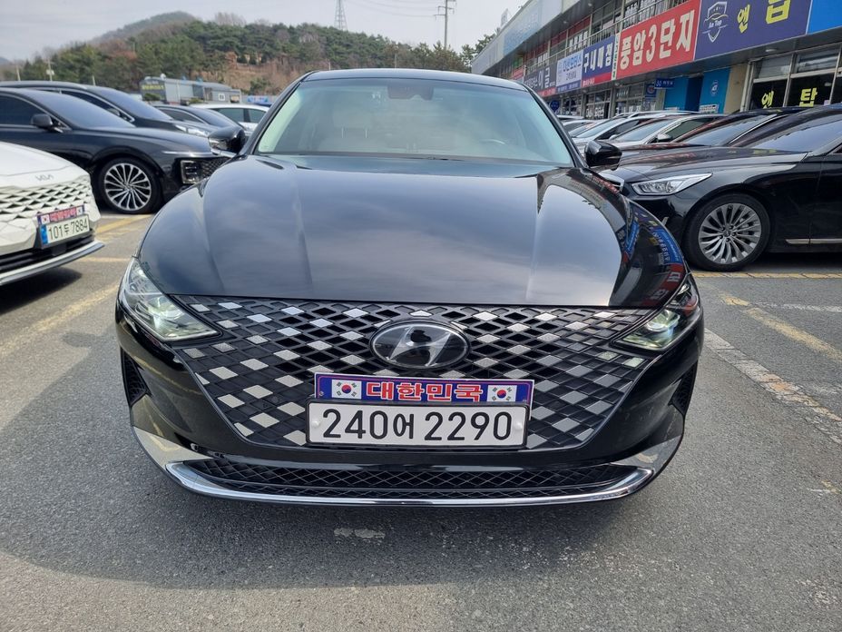 Hyundai Grandeur 2022