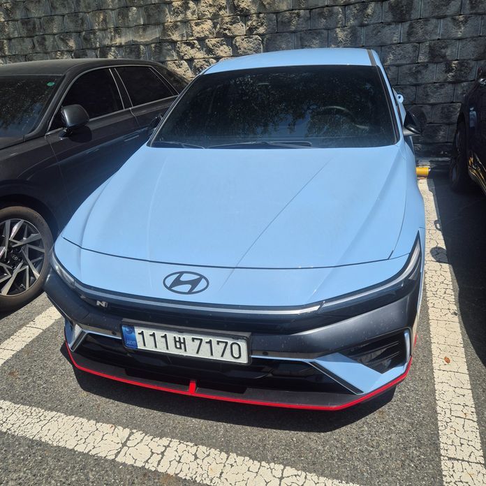 Hyundai AVANTE 2025