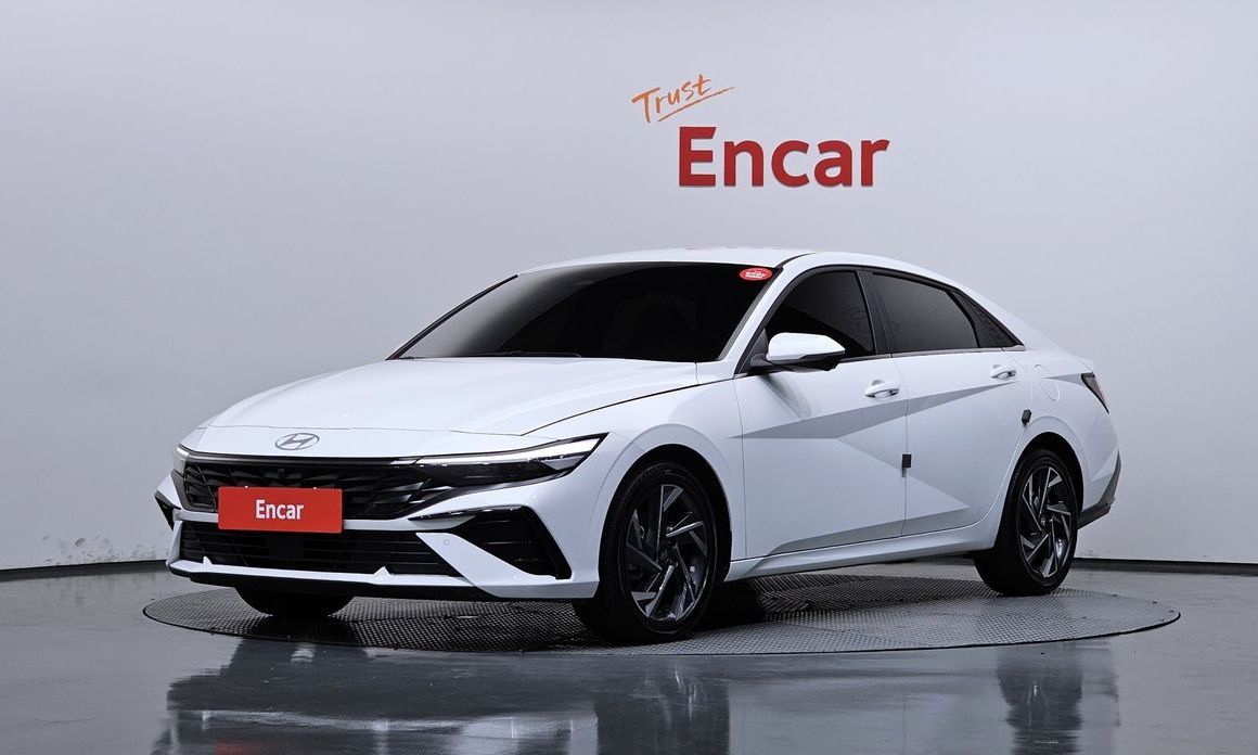 Hyundai AVANTE 2025
