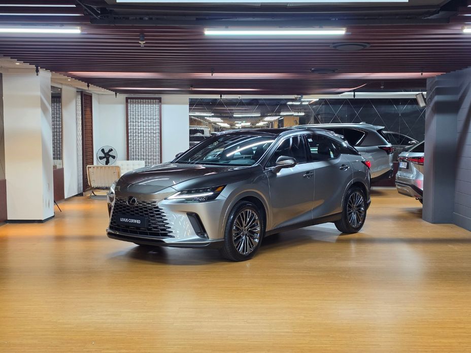 Lexus RX 2025