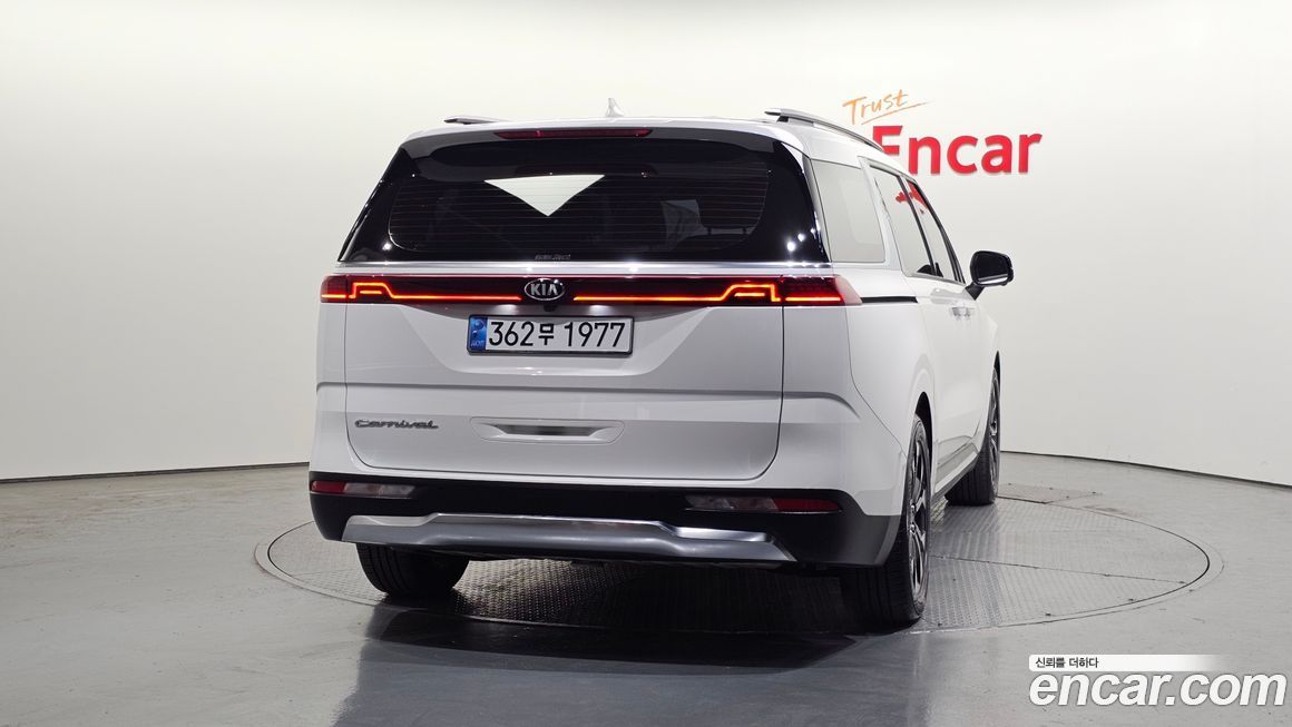 Kia Canival 2021