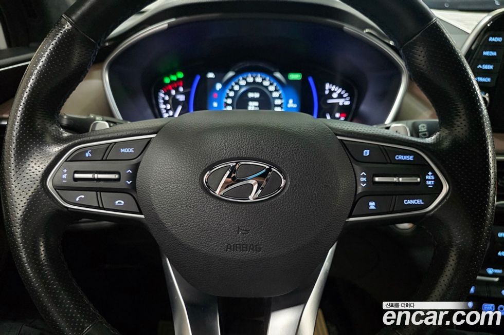 Hyundai Santafe 2020