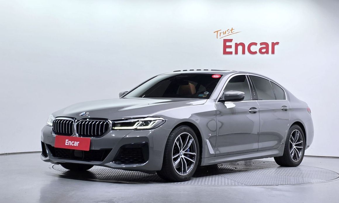 BMW 5-Series 2022