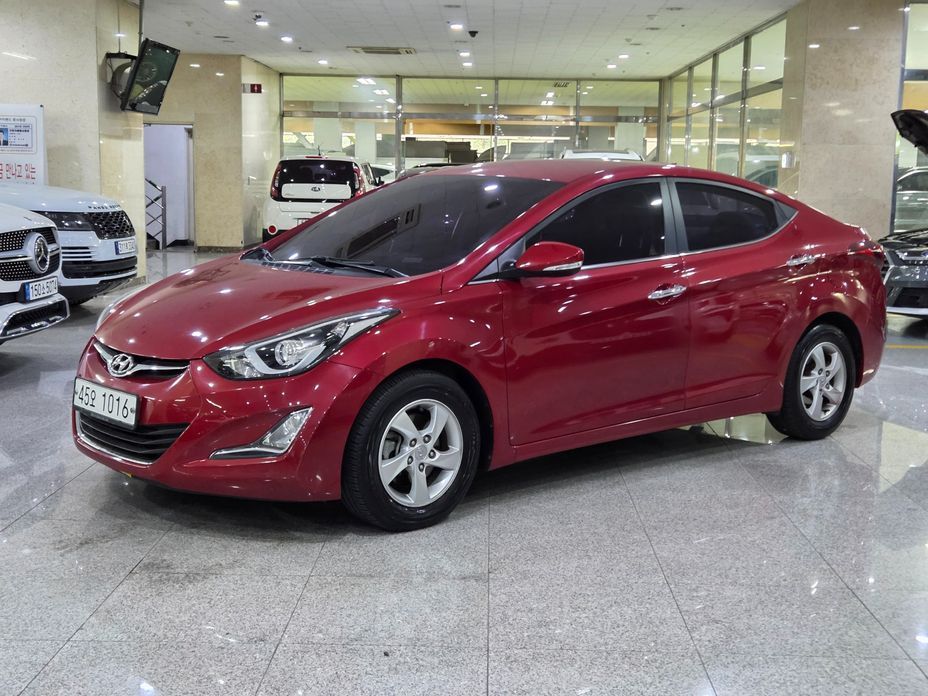 Hyundai AVANTE 2015