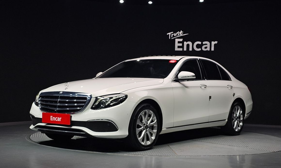 Mercedes-Benz E-Class 2019