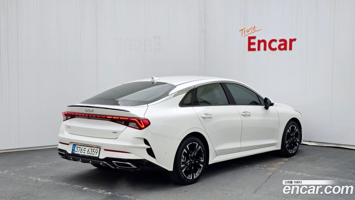 Kia K5 2023