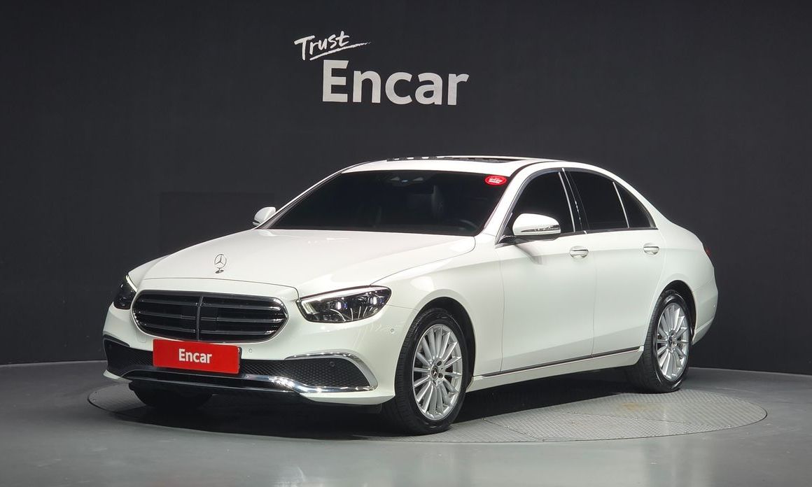 Mercedes-Benz E-Class 2021
