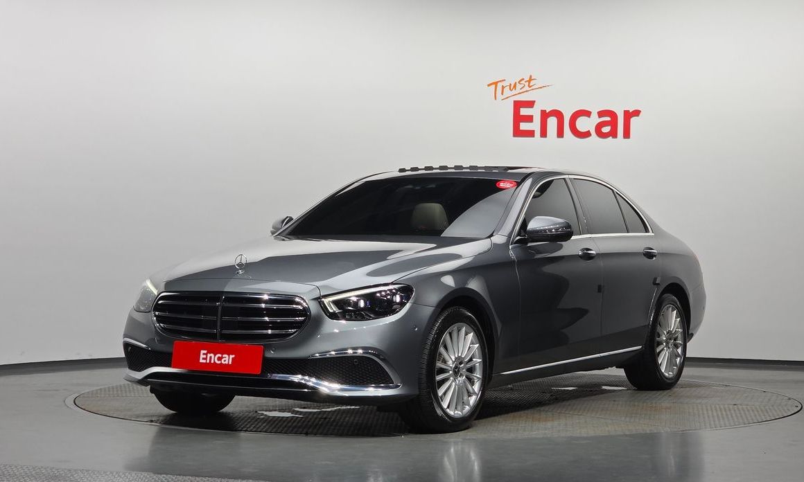 Mercedes-Benz E-Class 2021