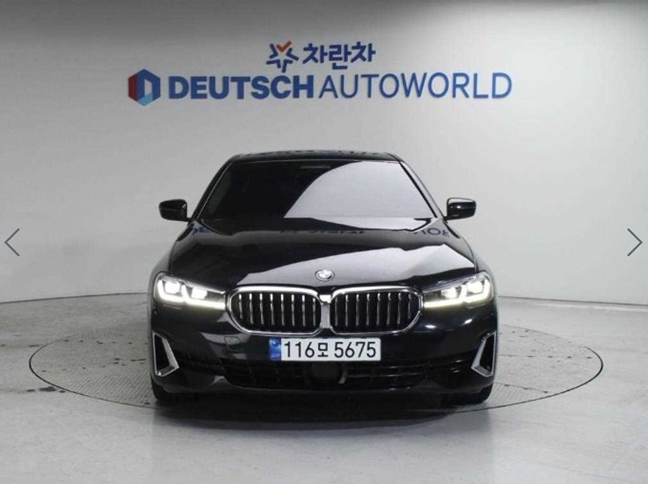 BMW 5-Series 2023