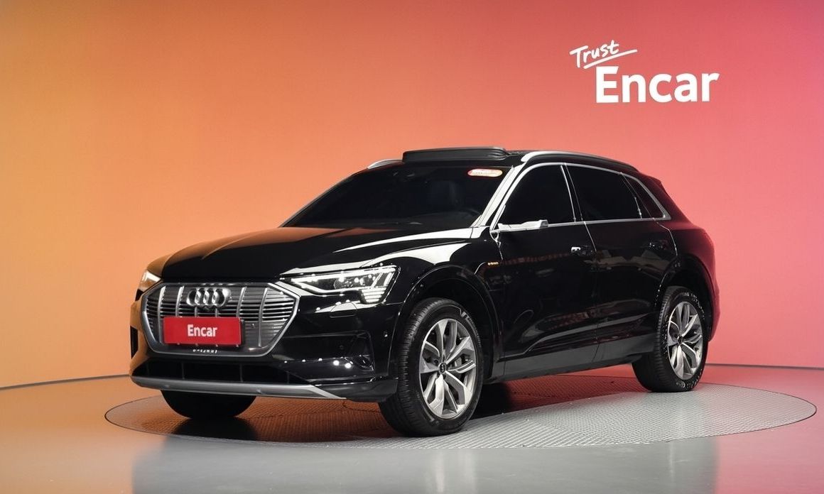 Audi e-tron 2021