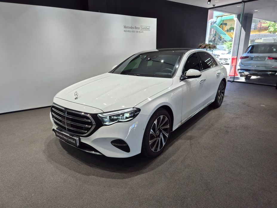Mercedes-Benz E-Class 2026