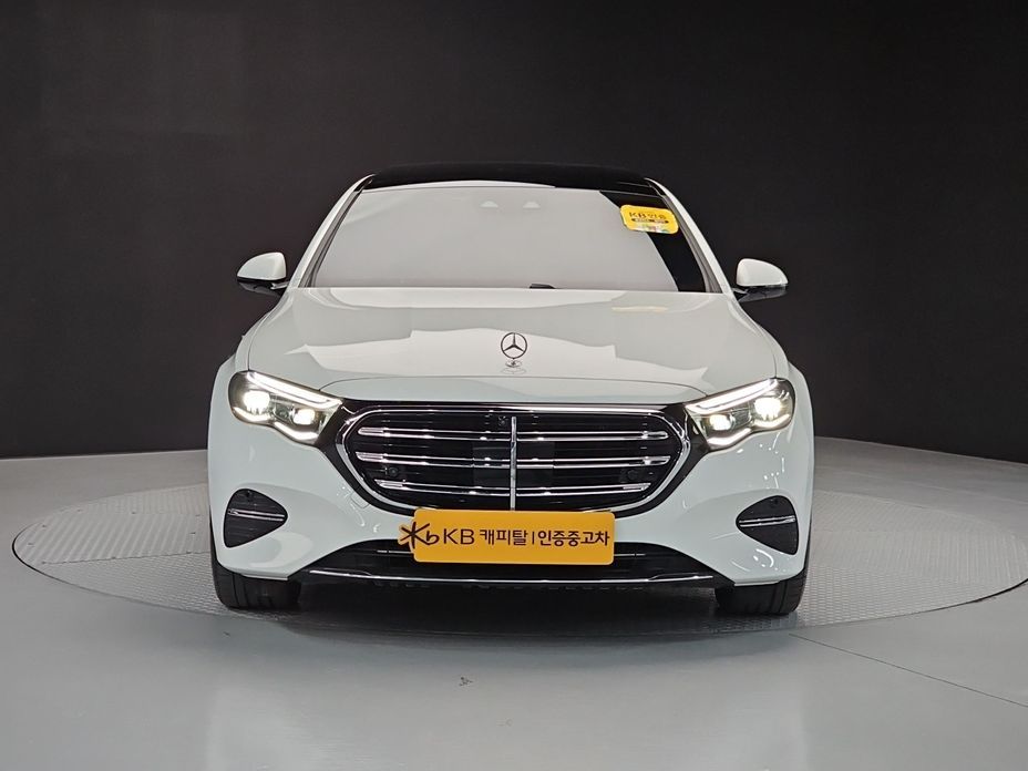 Mercedes-Benz E-Class 2025