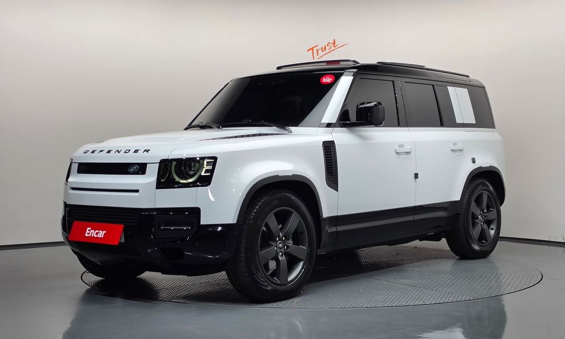Land Rover Defender 2025
