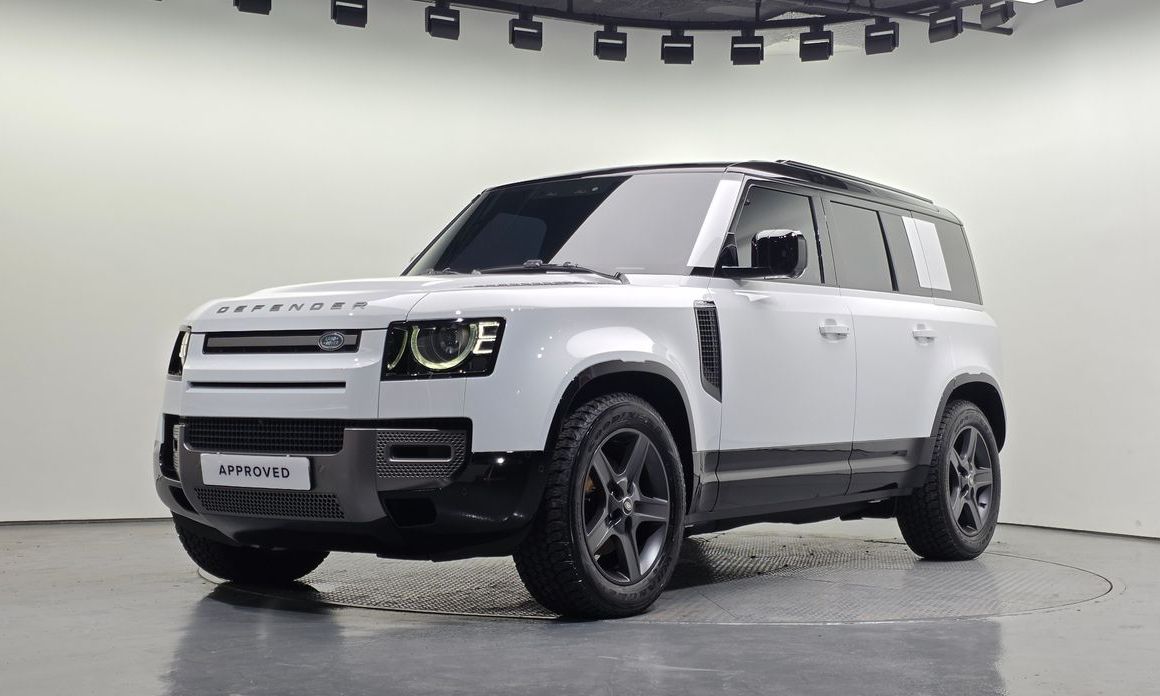 Land Rover Defender 2025