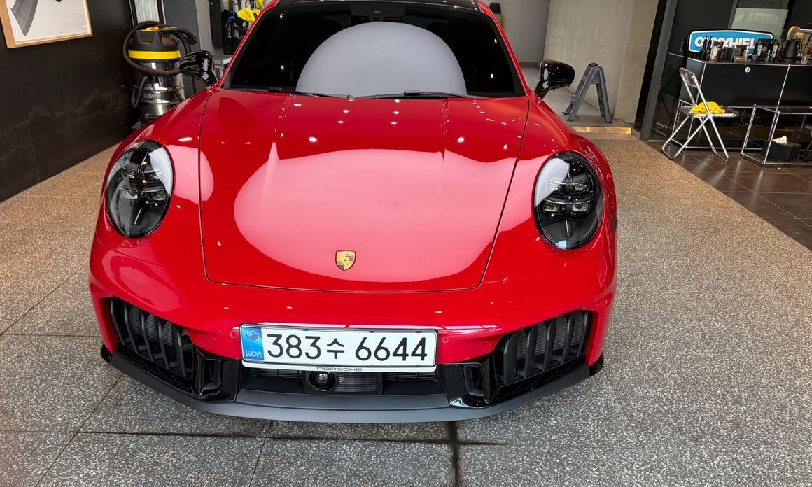 Porsche 911 2025