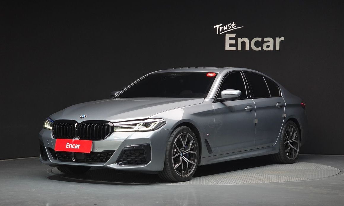 BMW 5-Series 2023
