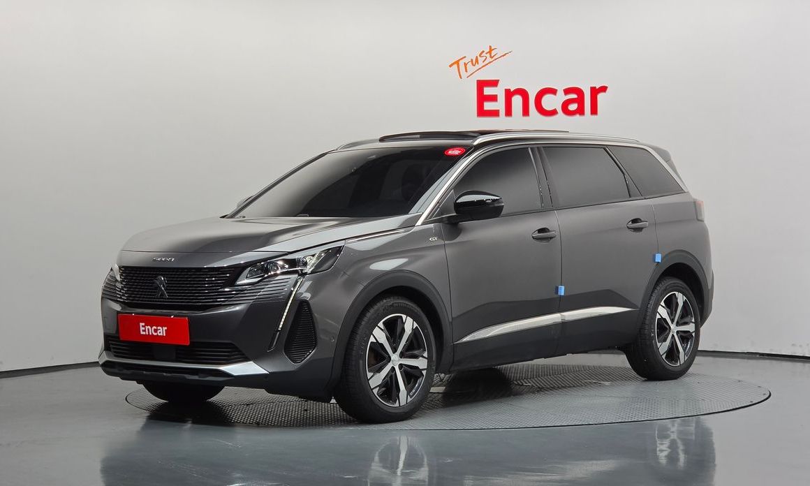 Peugeot 5008 2021