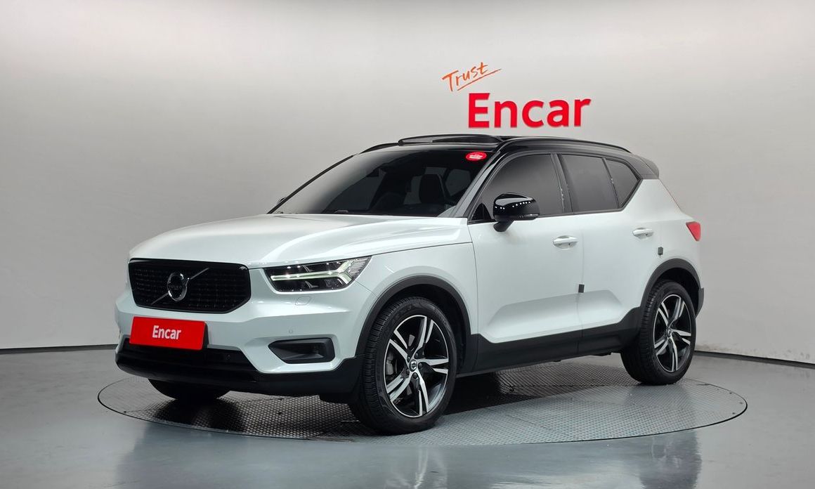 Volvo XC40 2021