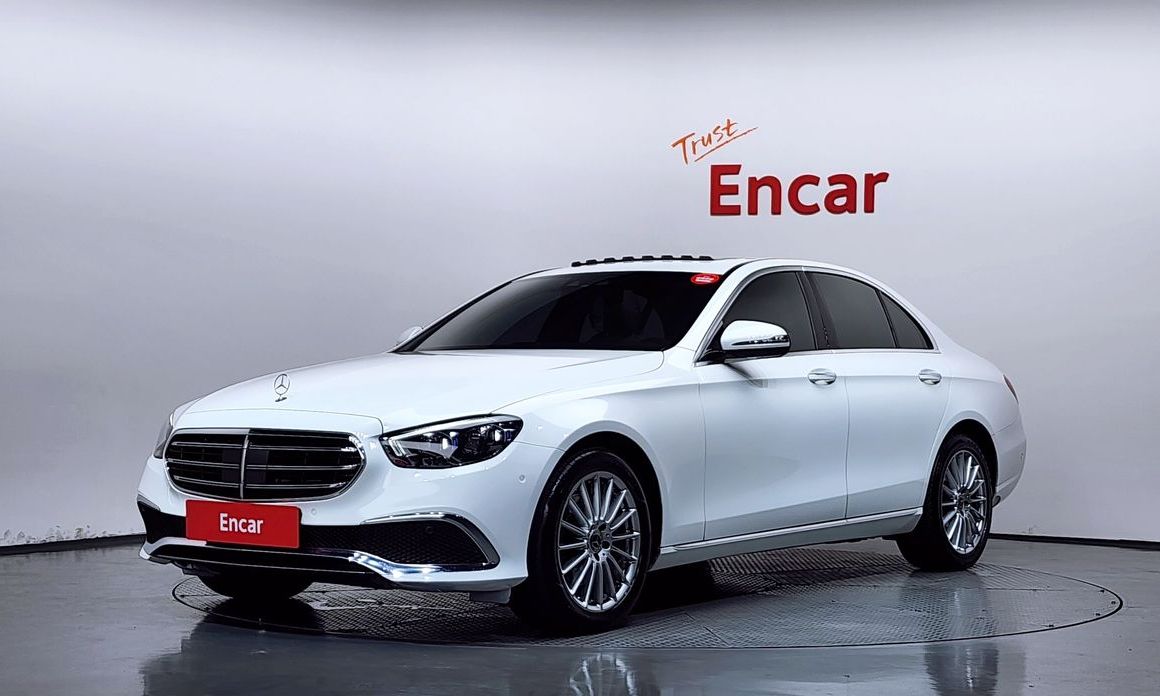 Mercedes-Benz E-Class 2021