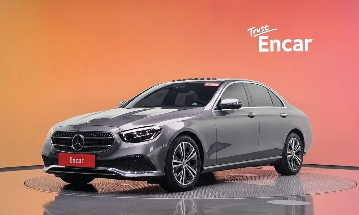 Mercedes-Benz E-Class 2021