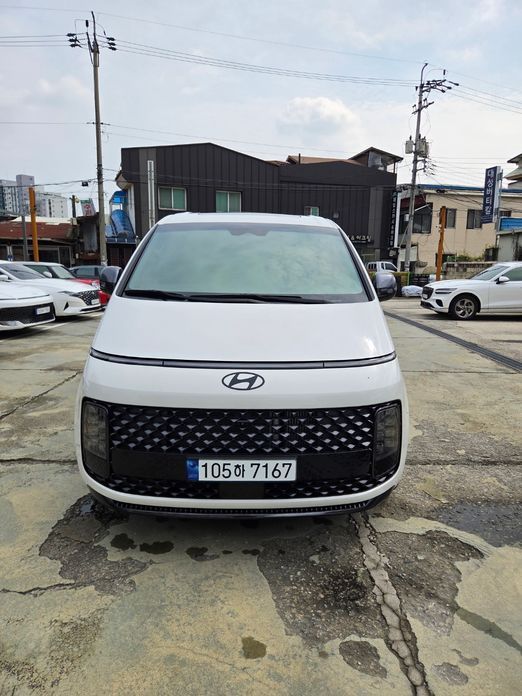 Hyundai Staria 2025