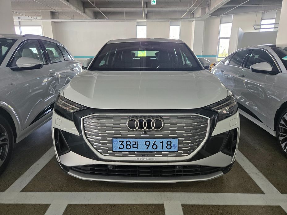 Audi Q4 e-tron 2026