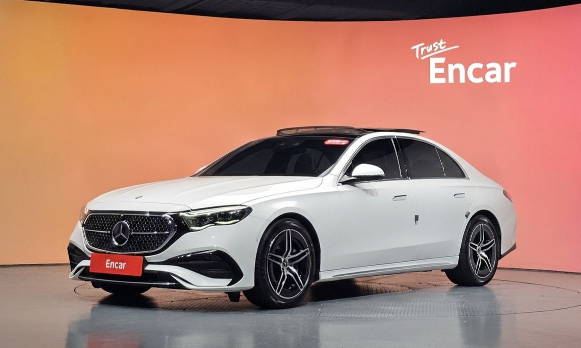 Mercedes-Benz E-Class 2024
