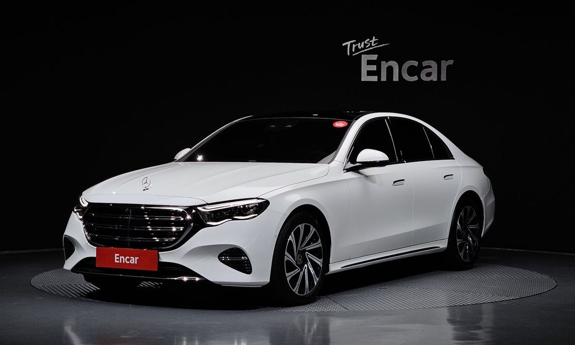 Mercedes-Benz E-Class 2025