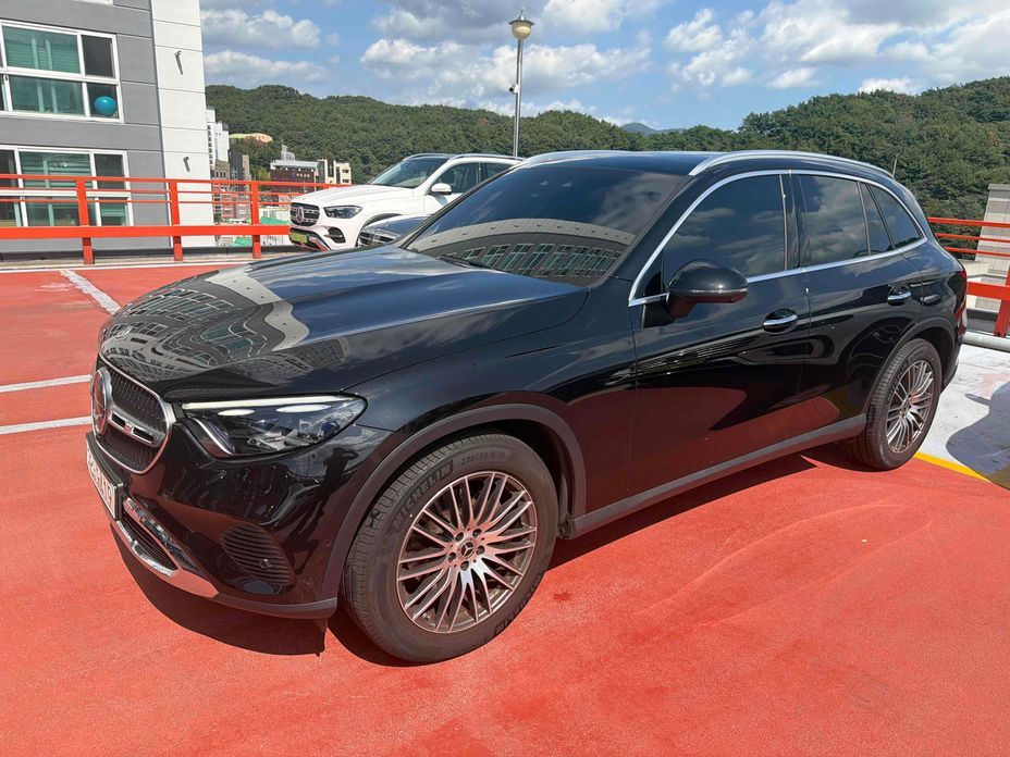 Mercedes-Benz GLC-Class 2026