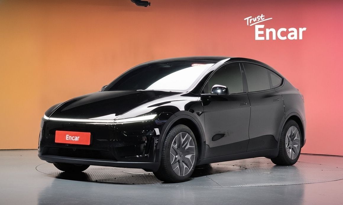 Tesla Model Y 2026