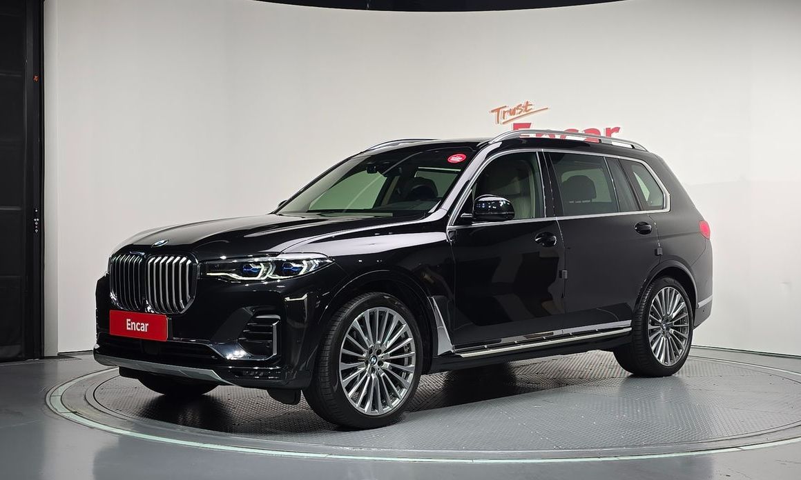BMW X7 2021