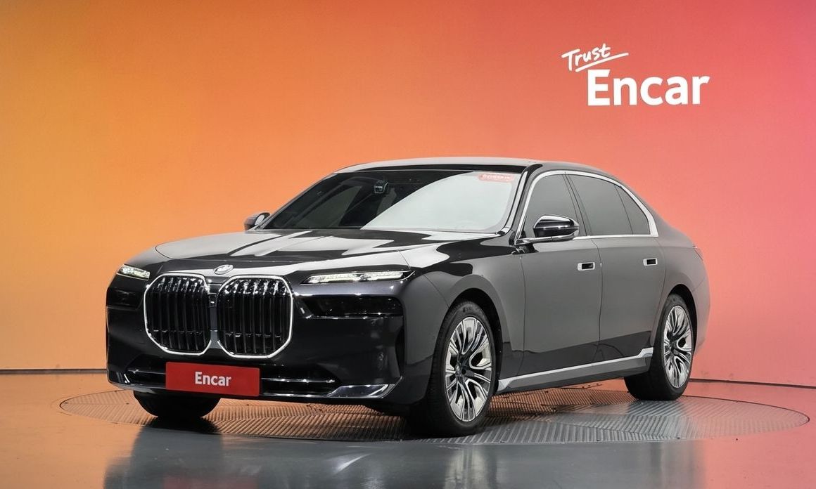 BMW 7-Series 2023