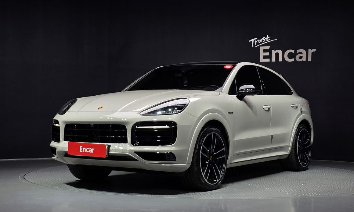 Porsche Cayenne 2022
