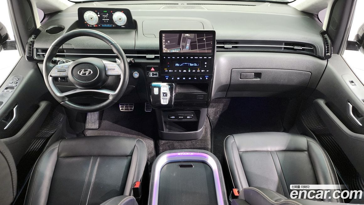Hyundai Staria 2023