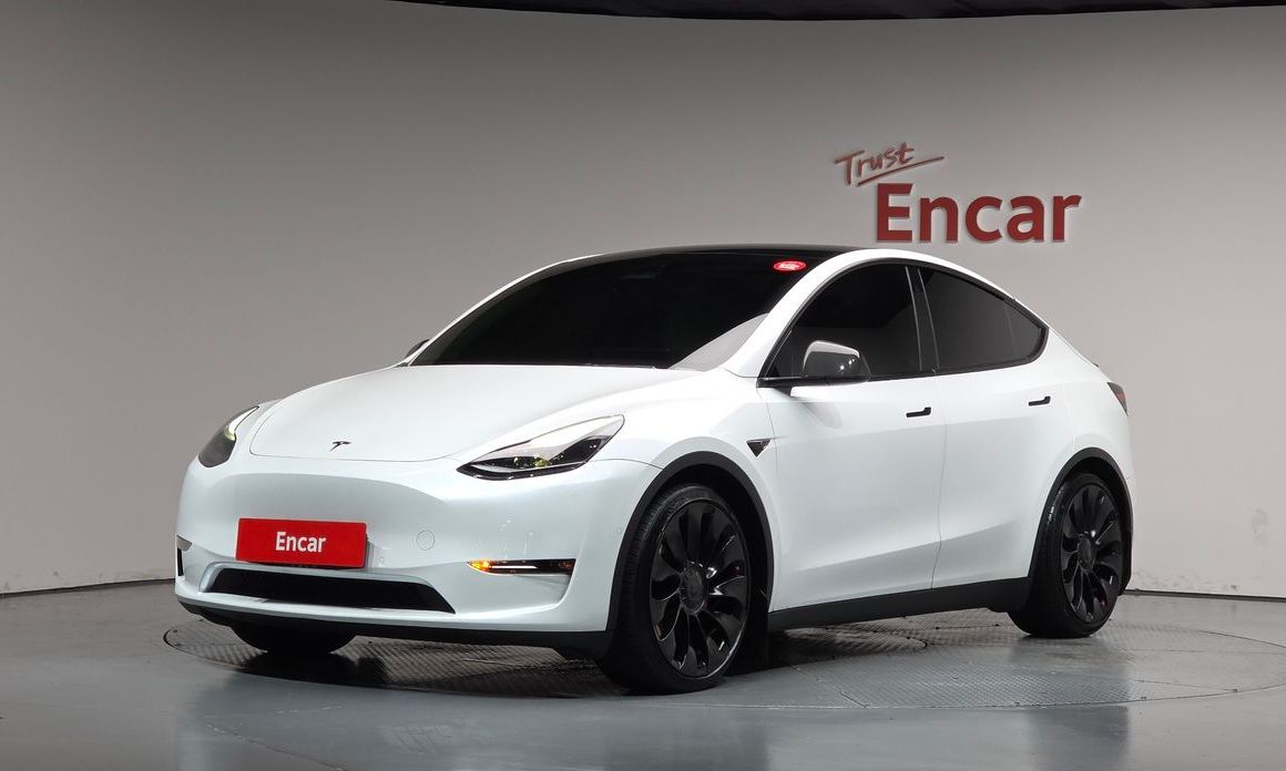 Tesla Model Y 2022