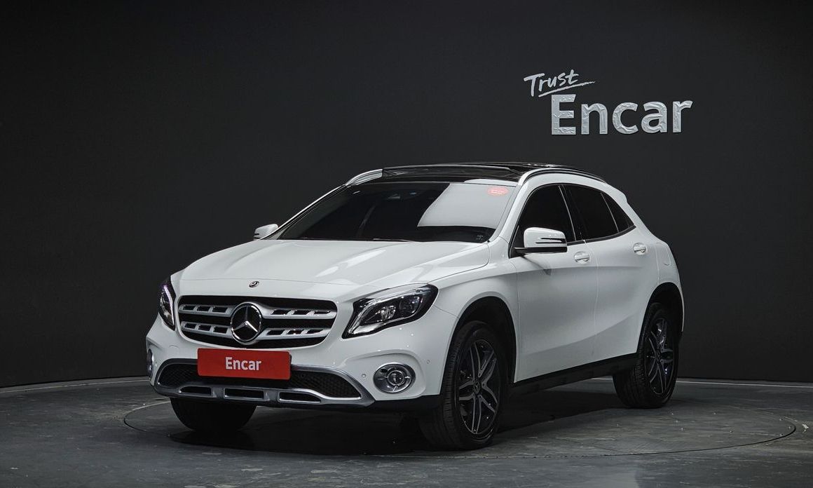 Mercedes-Benz GLA-Class 2019