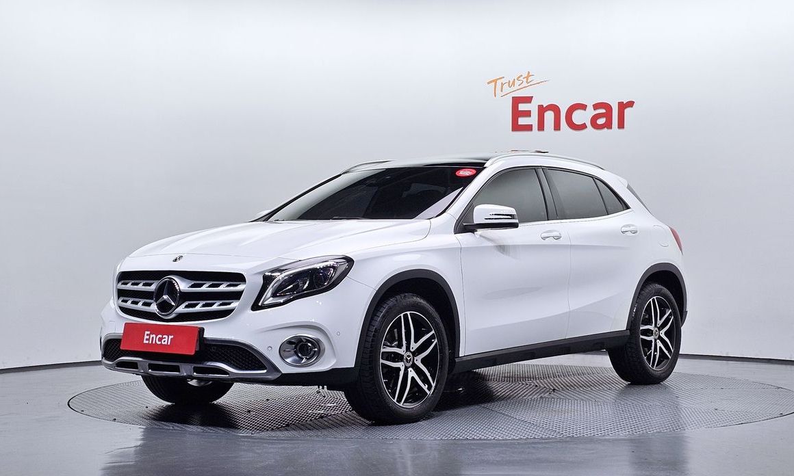 Mercedes-Benz GLA-Class 2019