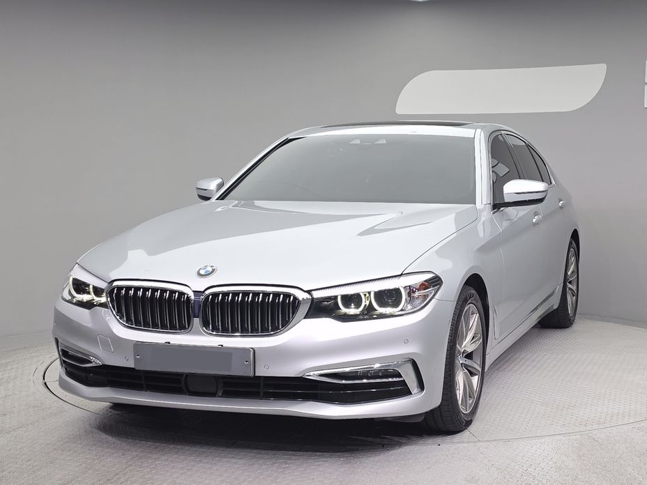 BMW 5-Series 2019