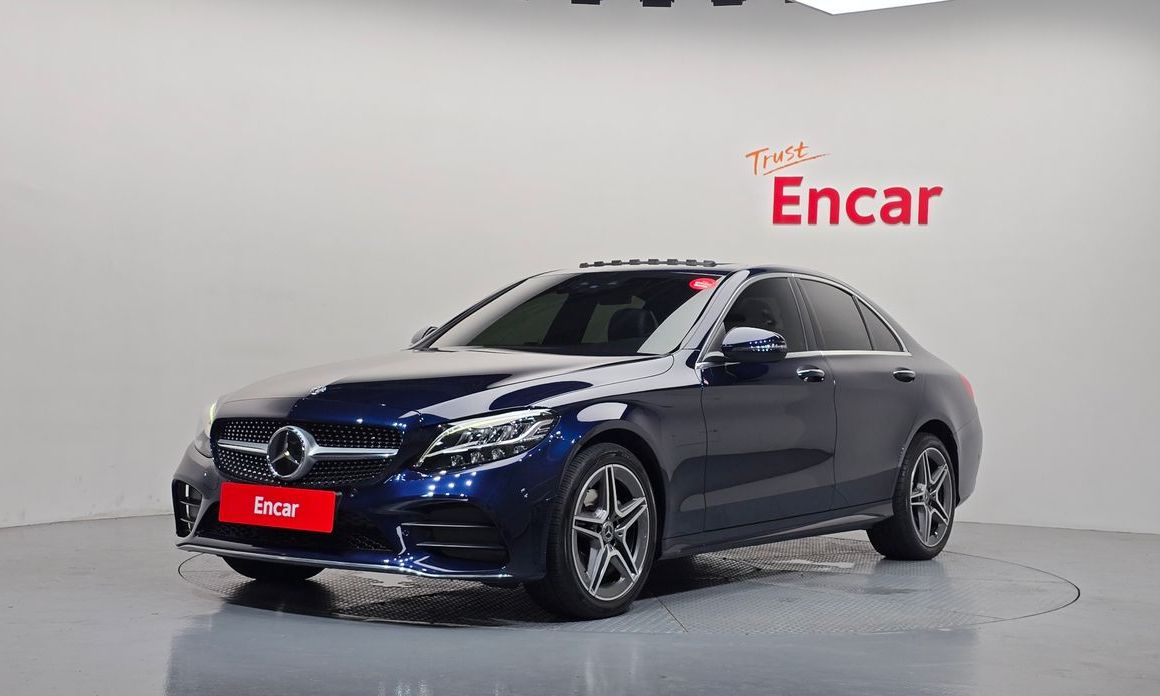 Mercedes-Benz C-Class 2021