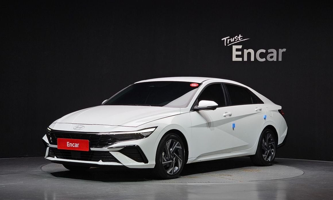 Hyundai AVANTE 2024
