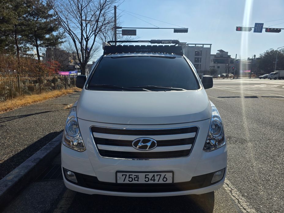 Hyundai Starex 2018