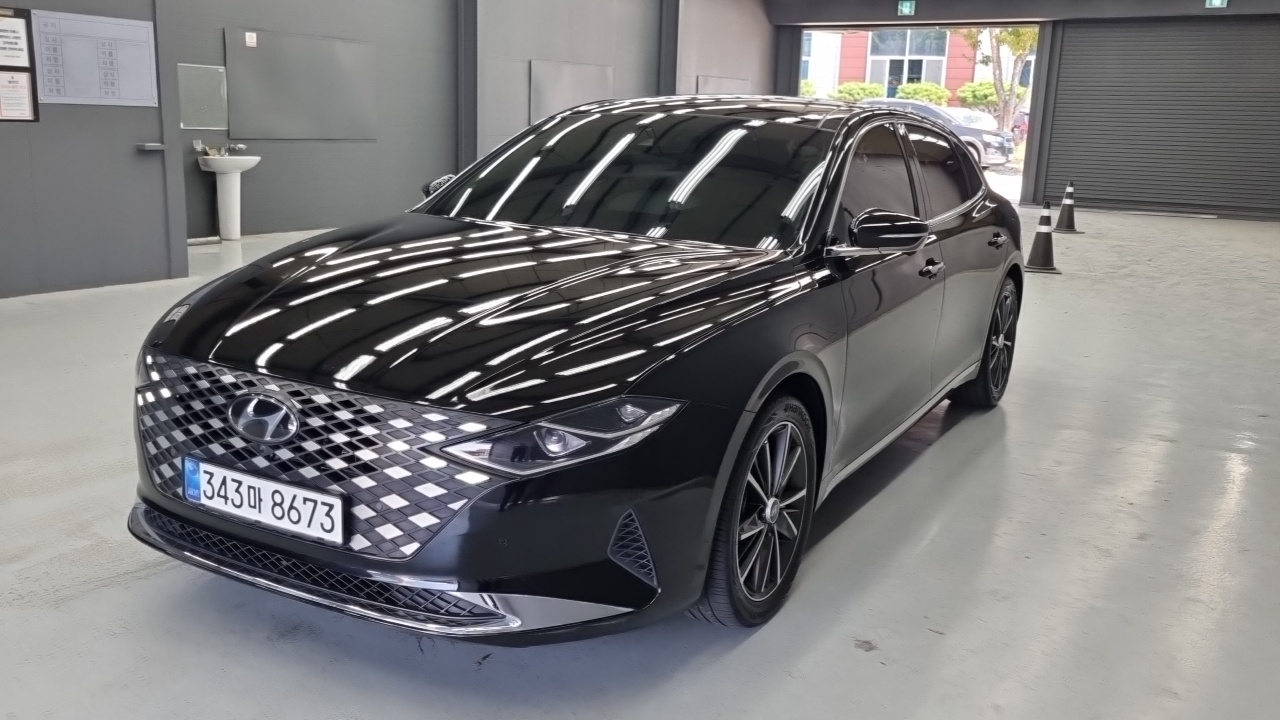 Hyundai Grandeur 2023