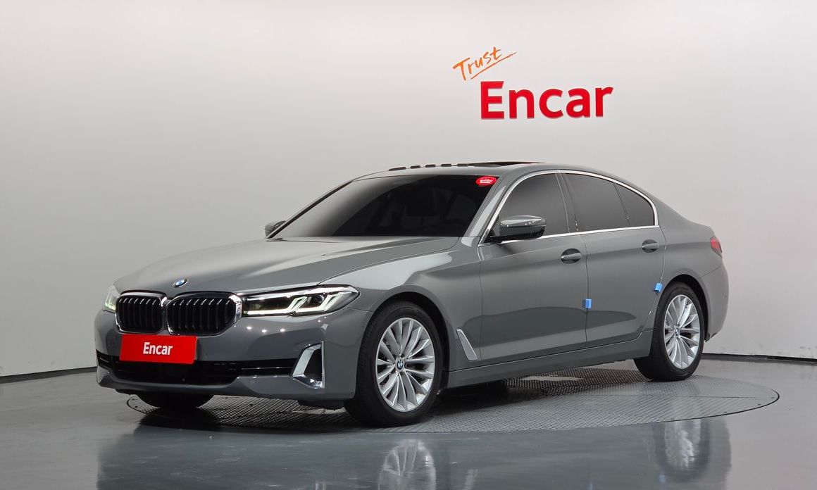 BMW 5-Series 2021
