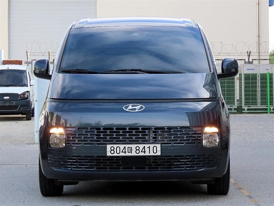 Hyundai Staria 2023
